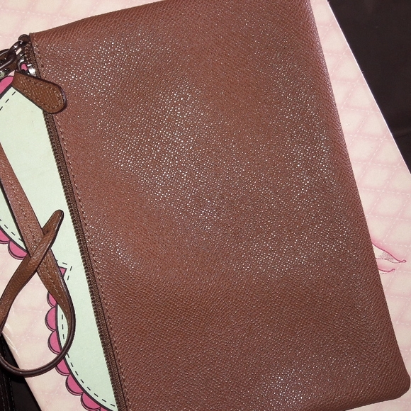 Coach Storypatch Clutch Wristlet Make-up Bag 36609 - Picture 3 of 6